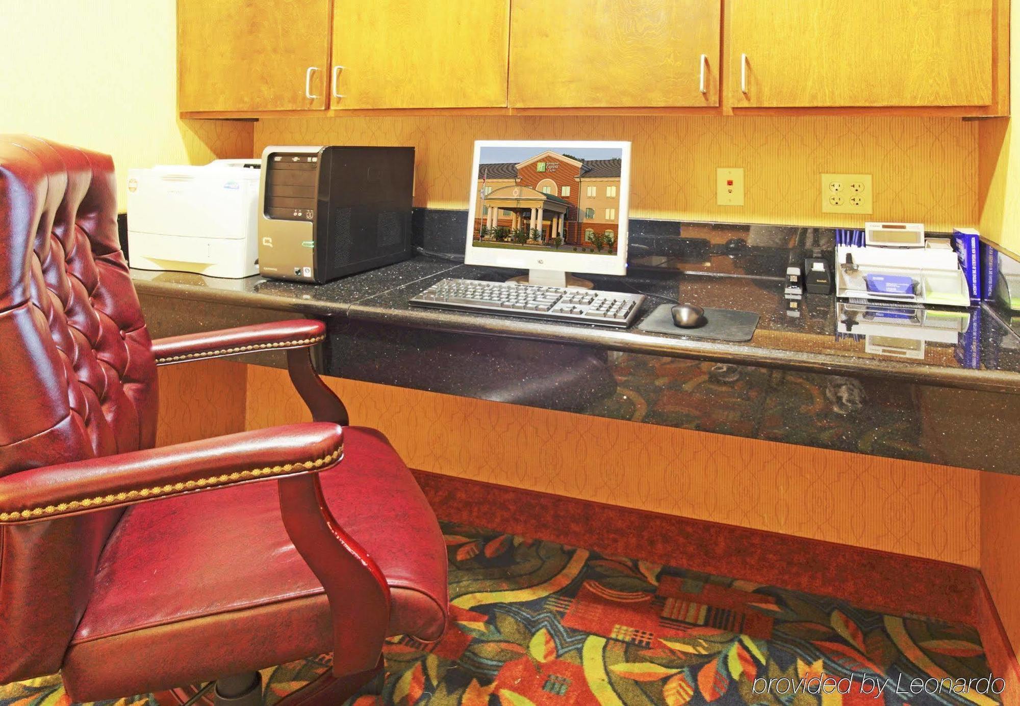 Holiday Inn Express Suites Little Rock West By Ihg Exterior foto